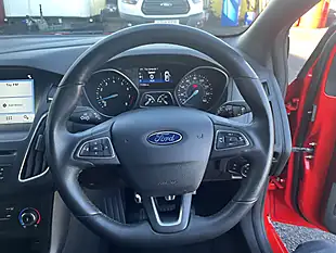 Used 2017 Ford Focus ST-Line Race Red - Interior and Exterior details 14