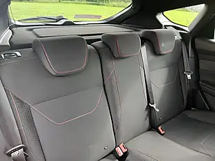 Used 2017 Ford Focus ST-Line Red - Interior and Exterior details 12