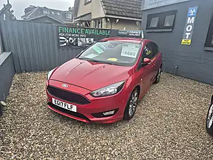 Used 2017 Ford Focus ST-Line Red - Interior and Exterior details 2