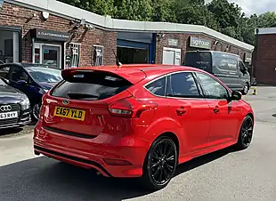 Used 2017 Ford Focus ST-Line Red - Interior and Exterior details 3