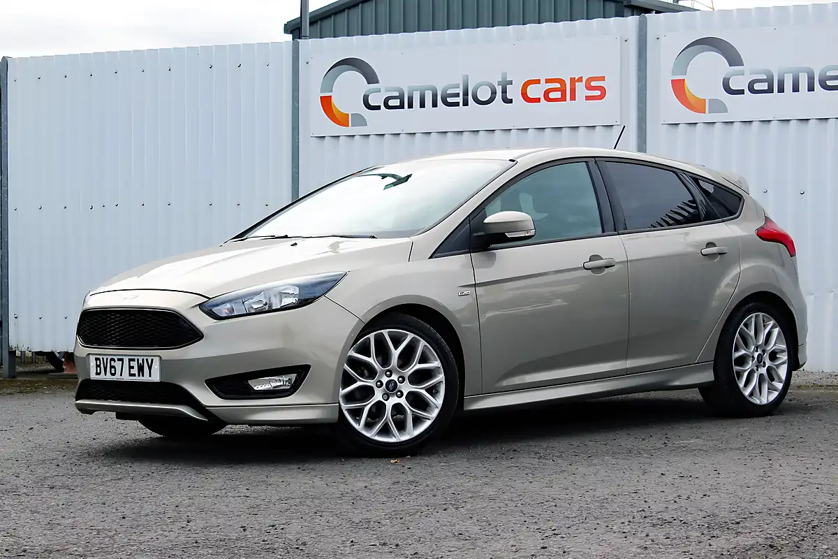 Used 2017 Ford Focus ST-Line Silver - Interior and Exterior details 3