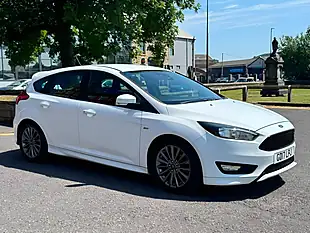 Used 2017 Ford Focus ST-Line White - Interior and Exterior details 10