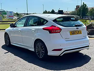 Used 2017 Ford Focus ST-Line White - Interior and Exterior details 16