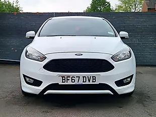 Used 2017 Ford Focus ST-Line White - Interior and Exterior details 11