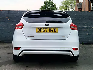 Used 2017 Ford Focus ST-Line White - Interior and Exterior details 13