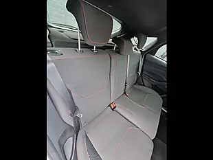 Used 2017 Ford Focus ST-Line White - Interior and Exterior details 15