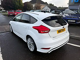 Used 2017 Ford Focus ST-Line White - Interior and Exterior details 3