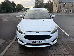 Used 2017 Ford Focus ST-Line White - Interior and Exterior details 6