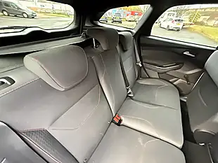 Used 2017 Ford Focus ST-Line White - Interior and Exterior details 14