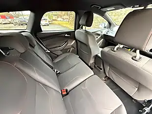 Used 2017 Ford Focus ST-Line White - Interior and Exterior details 15