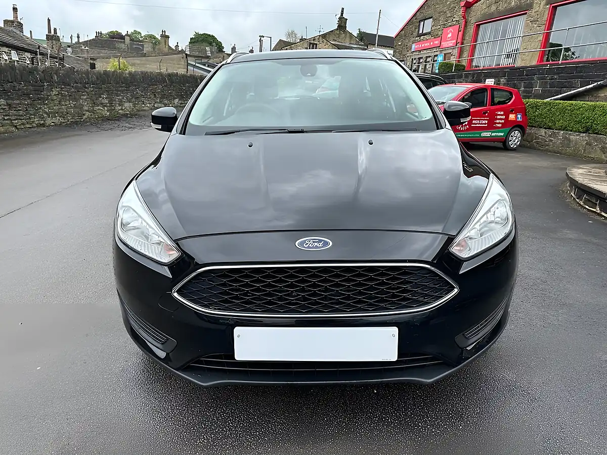 Used 2017 Ford Focus Style Black - Interior and Exterior details 3