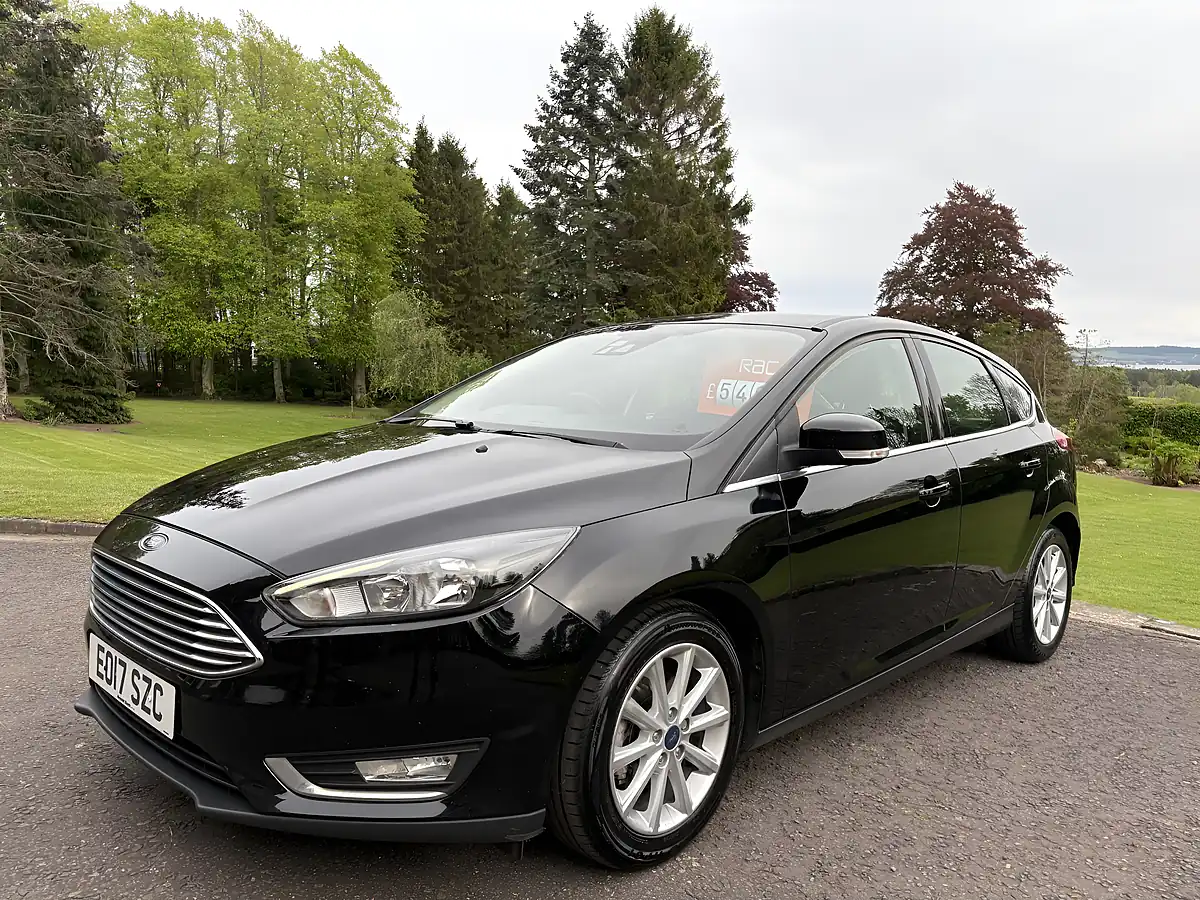 Used 2017 Ford Focus Titanium Black - Interior and Exterior details 3
