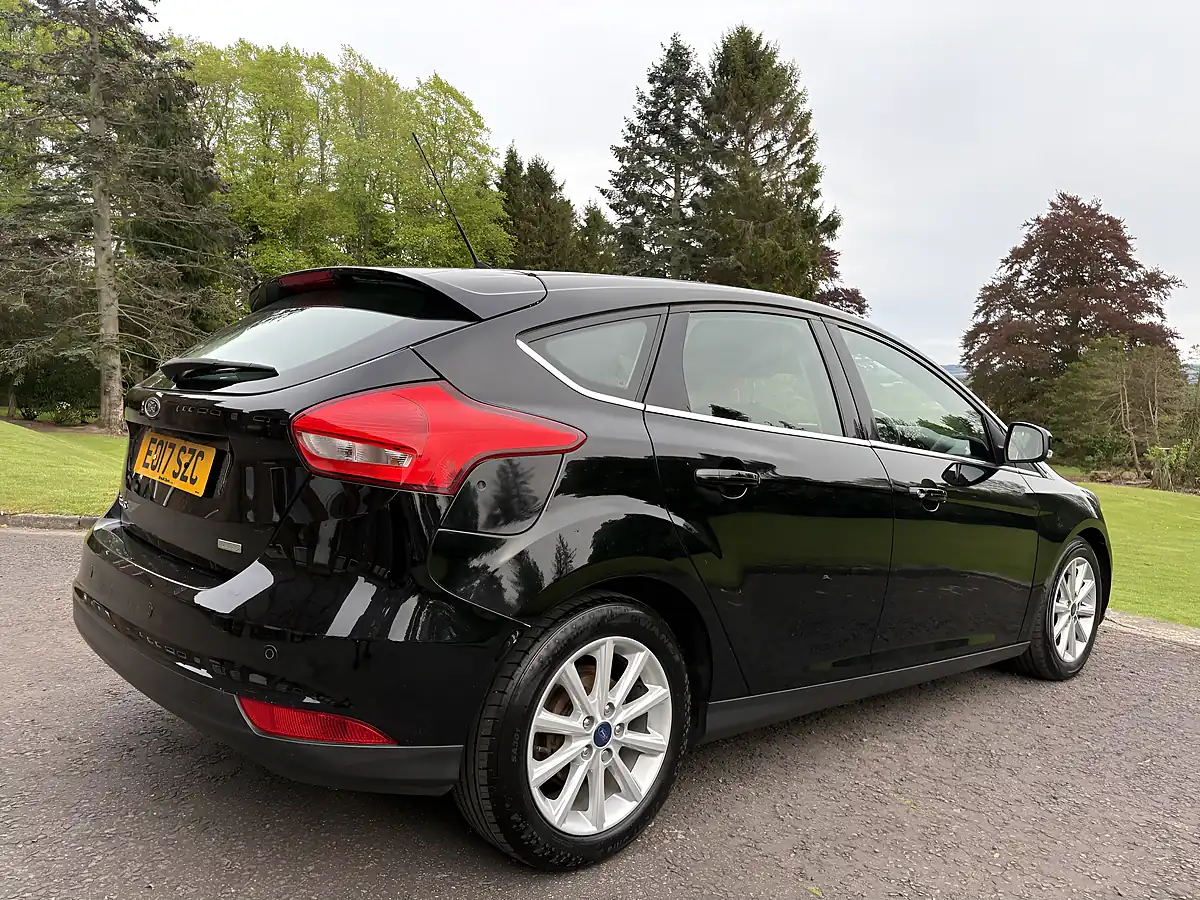 Used 2017 Ford Focus Titanium Black - Interior and Exterior details 5