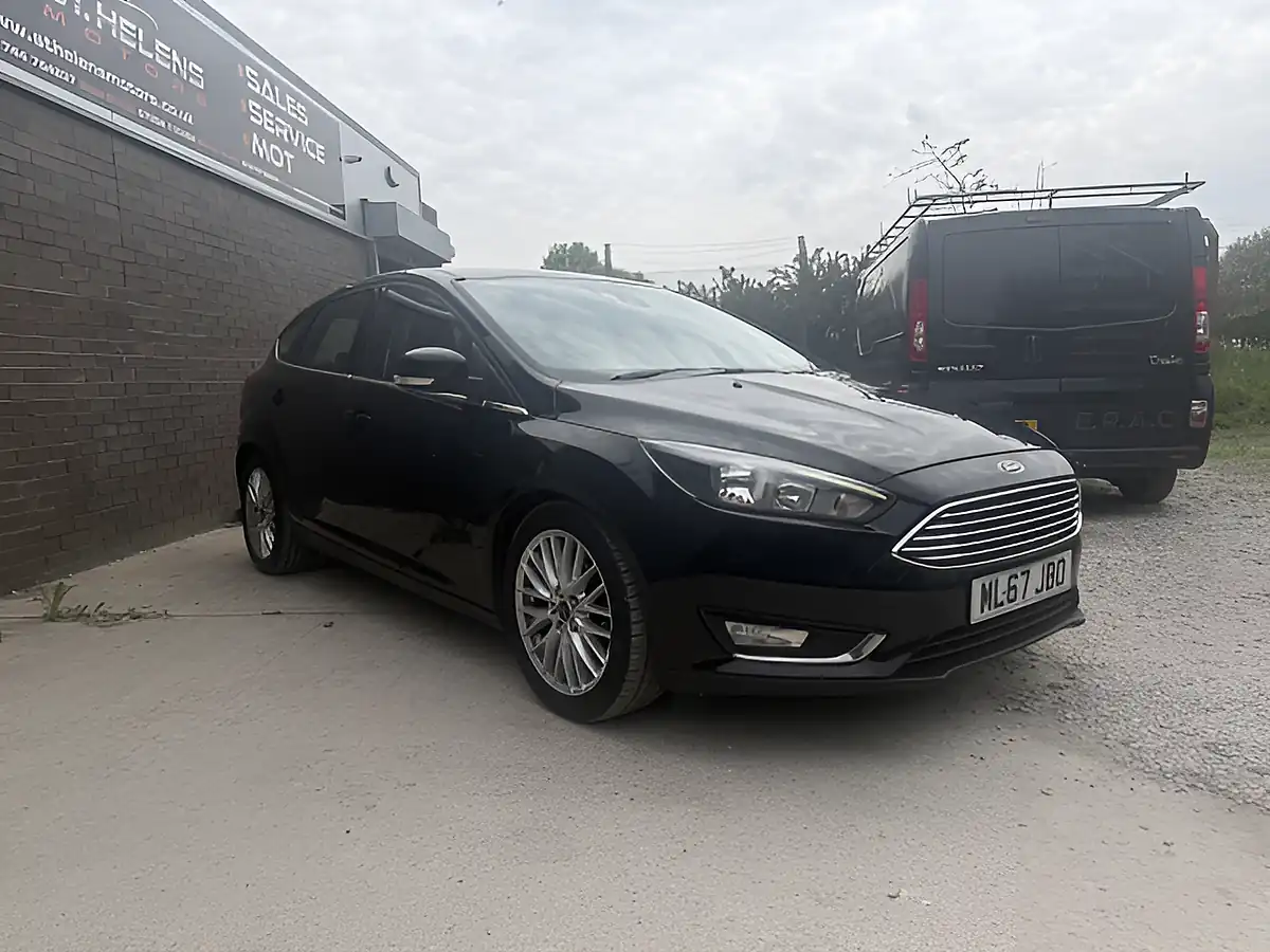 Used 2017 Ford Focus Titanium Black - Interior and Exterior details 2