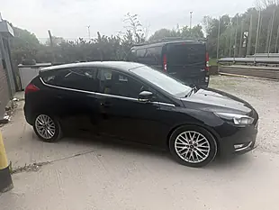 Used 2017 Ford Focus Titanium Black - Interior and Exterior details 8