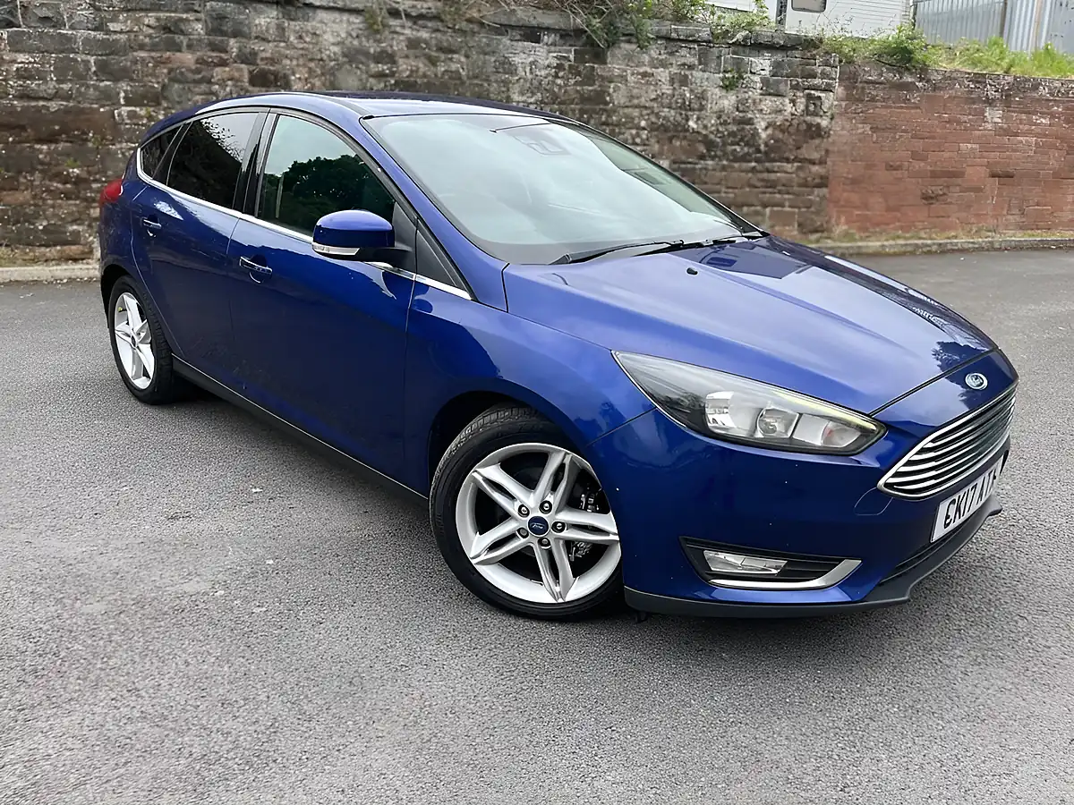 Used 2017 Ford Focus Titanium Blue - Interior and Exterior details 3