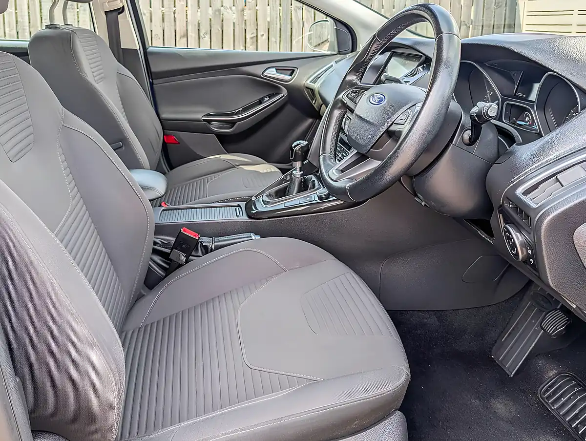Used 2017 Ford Focus Titanium Blue - Interior and Exterior details 11
