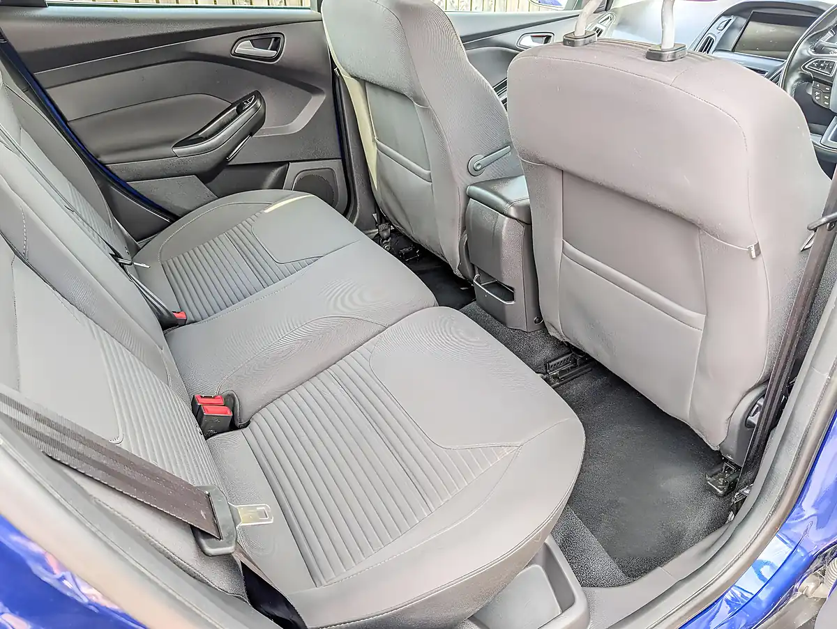 Used 2017 Ford Focus Titanium Blue - Interior and Exterior details 12