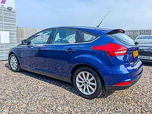 Used 2017 Ford Focus Titanium Blue - Interior and Exterior details 7