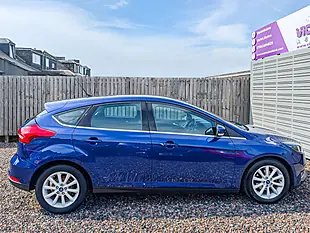 Used 2017 Ford Focus Titanium Blue - Interior and Exterior details 9