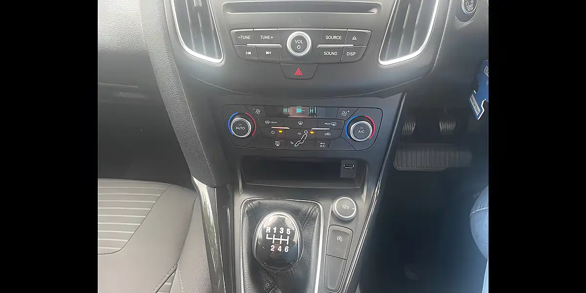 Used 2017 Ford Focus Titanium Red - Interior and Exterior details 15