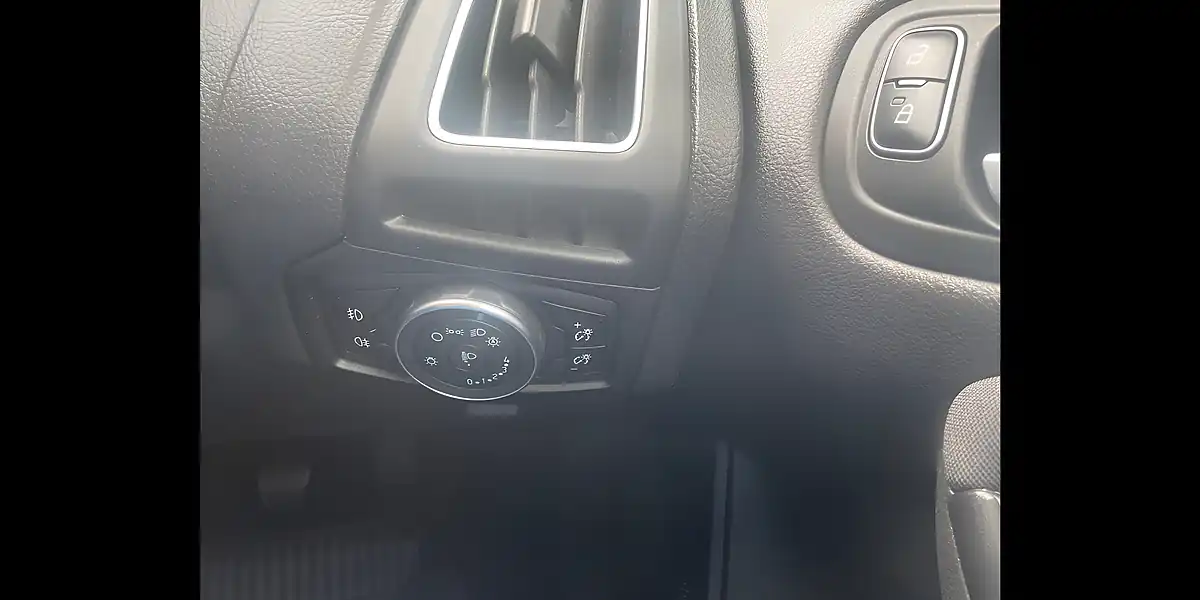 Used 2017 Ford Focus Titanium Red - Interior and Exterior details 19