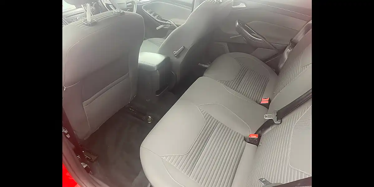Used 2017 Ford Focus Titanium Red - Interior and Exterior details 9
