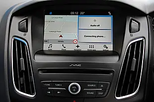 Used 2017 Ford Focus Titanium Silver - Interior and Exterior details 15