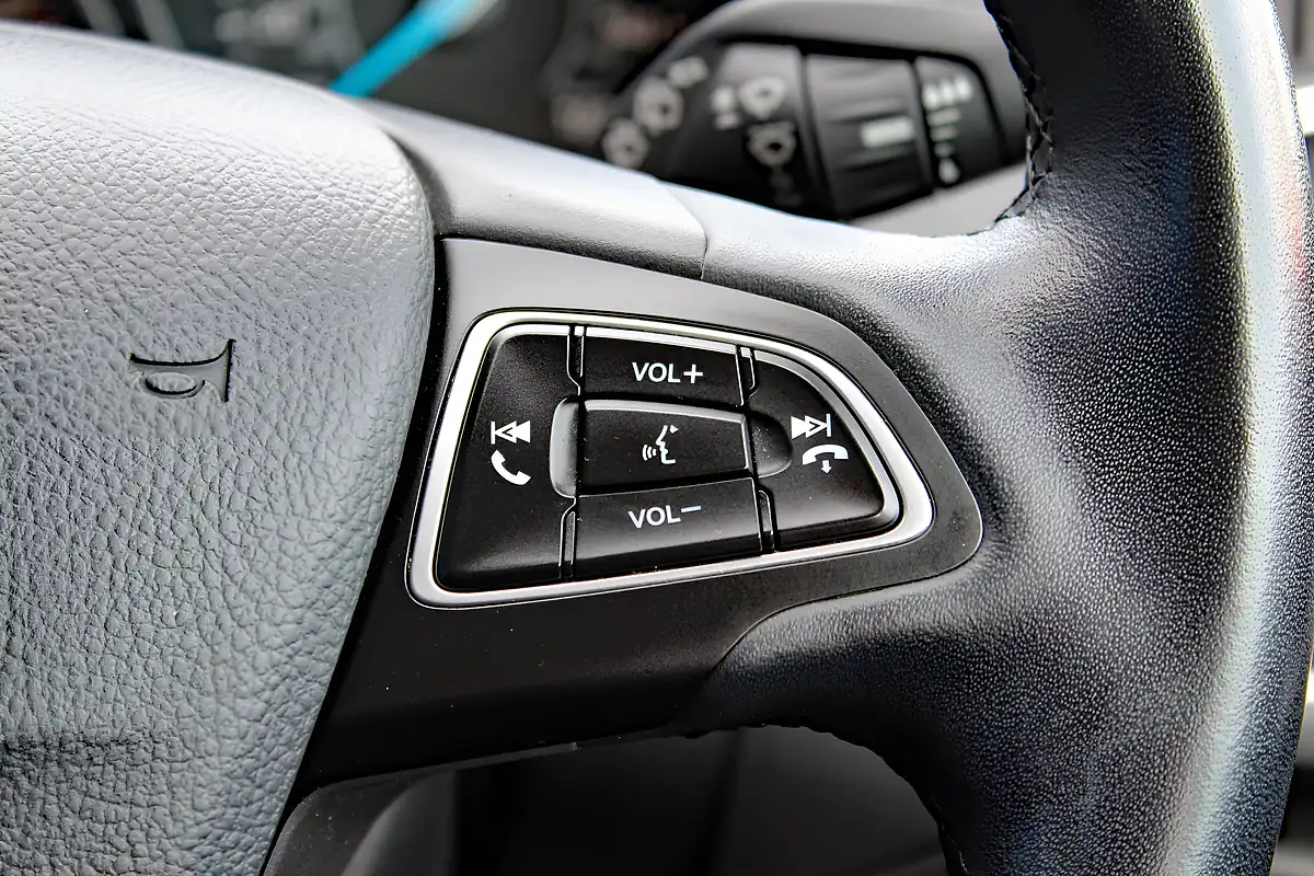 Used 2017 Ford Focus Titanium Silver - Interior and Exterior details 20
