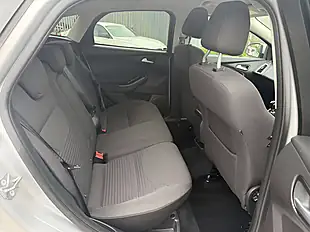 Used 2017 Ford Focus Titanium Silver - Interior and Exterior details 18