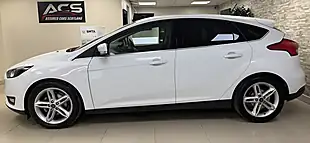 Used 2017 Ford Focus Titanium White - Interior and Exterior details 12