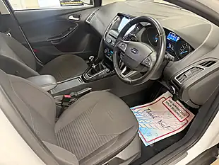 Used 2017 Ford Focus Titanium White - Interior and Exterior details 15