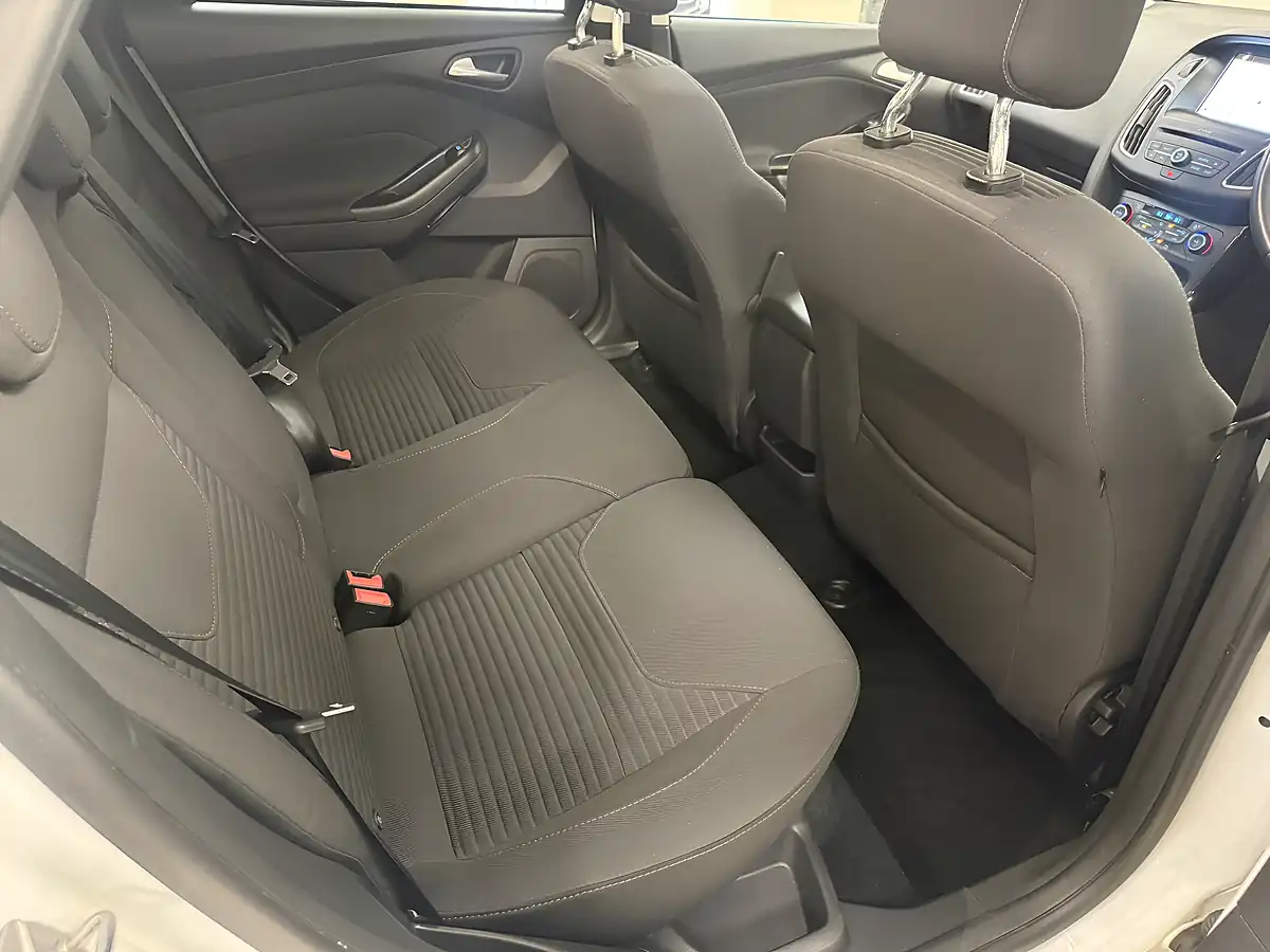 Used 2017 Ford Focus Titanium White - Interior and Exterior details 16