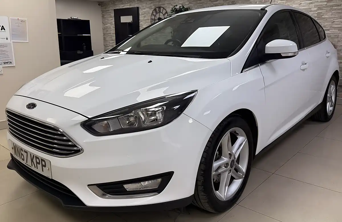 Used 2017 Ford Focus Titanium White - Interior and Exterior details 2