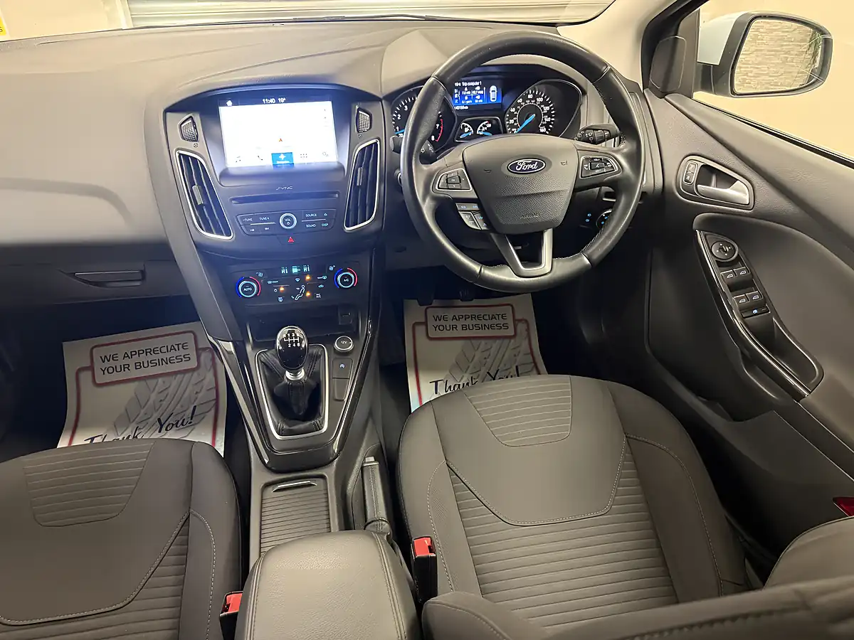 Used 2017 Ford Focus Titanium White - Interior and Exterior details 8