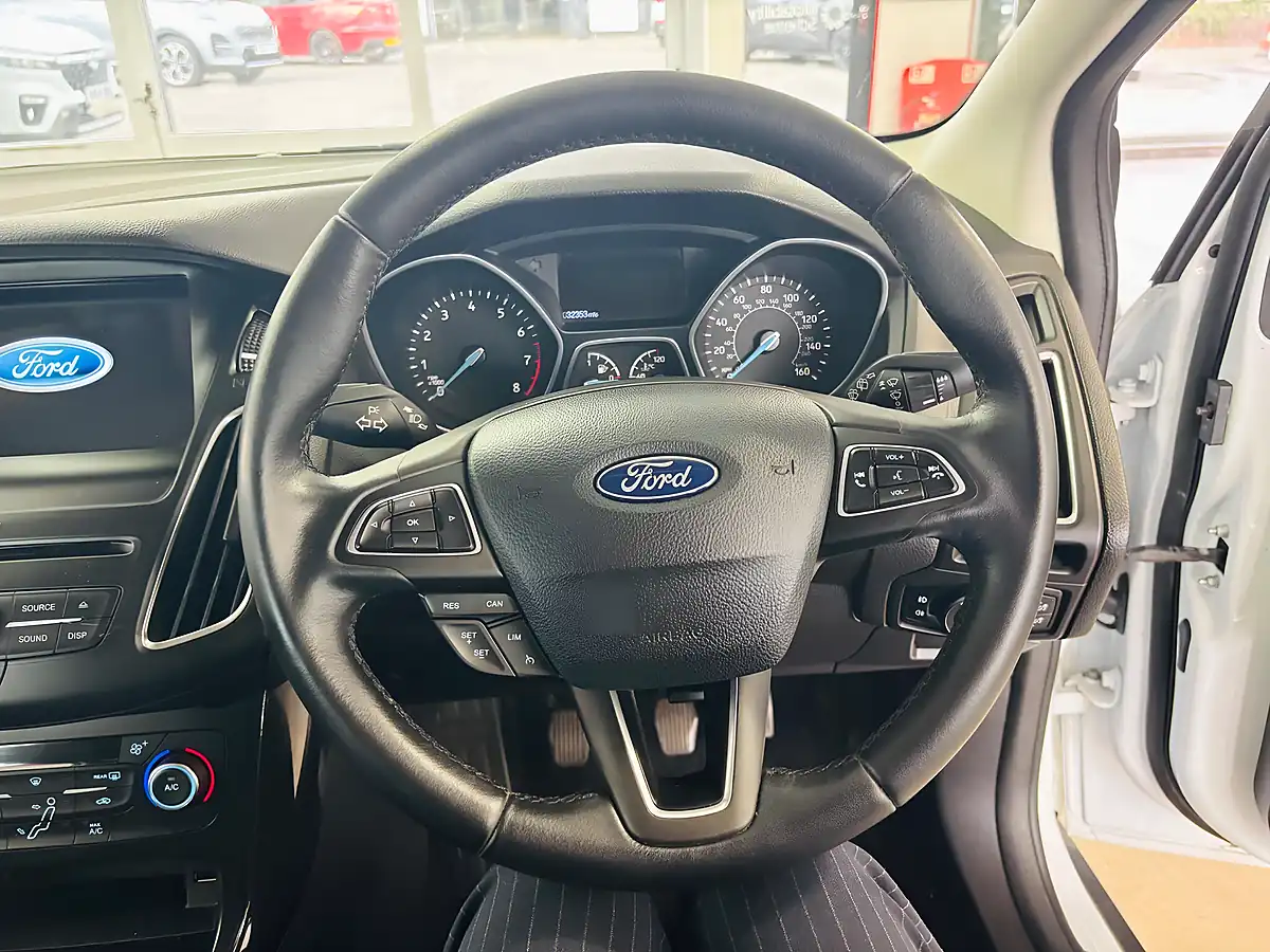 Used 2017 Ford Focus Titanium White - Interior and Exterior details 16