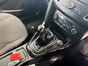 Used 2017 Ford Focus Titanium White - Interior and Exterior details 19