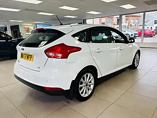 Used 2017 Ford Focus Titanium White - Interior and Exterior details 5
