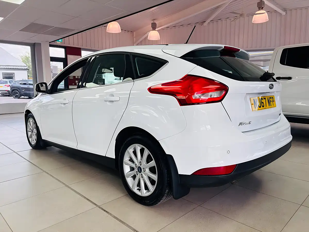 Used 2017 Ford Focus Titanium White - Interior and Exterior details 7