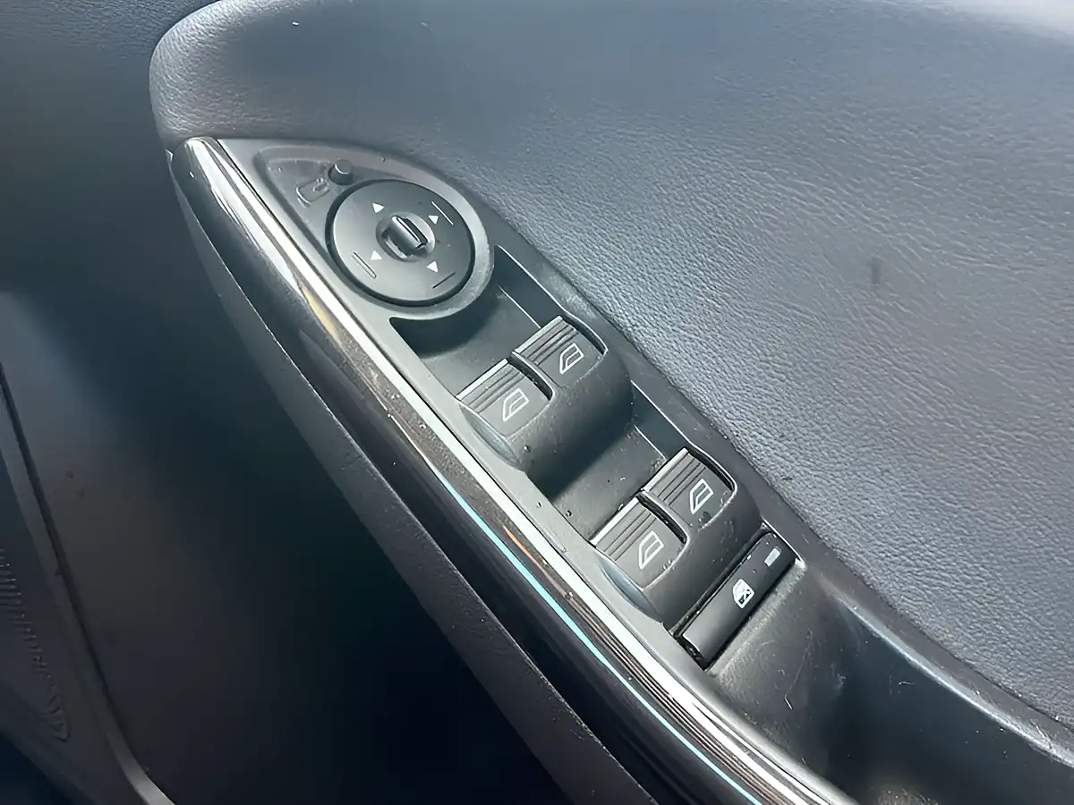 Used 2017 Ford Focus Titanium X Blue - Interior and Exterior details 11