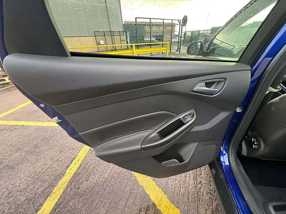 Used 2017 Ford Focus Titanium X Blue - Interior and Exterior details 18