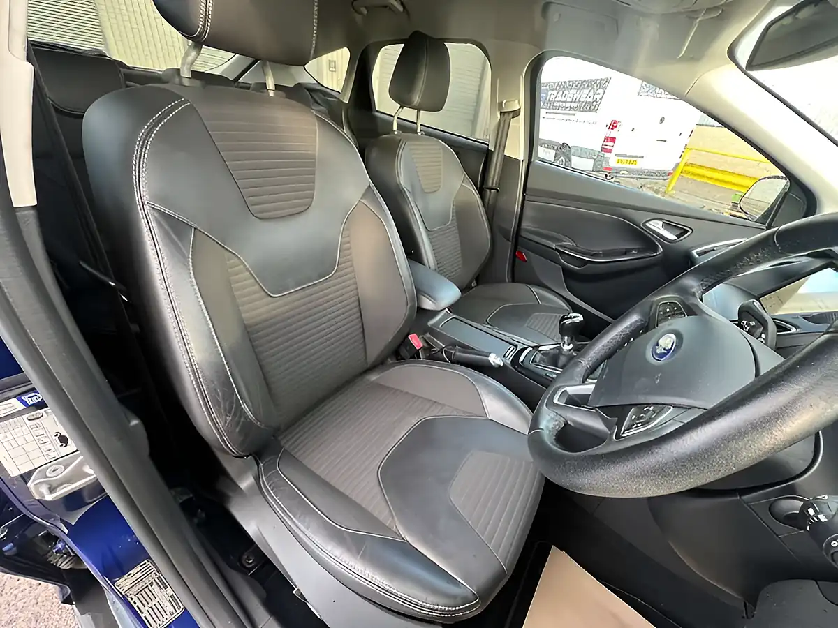 Used 2017 Ford Focus Titanium X Blue - Interior and Exterior details 20