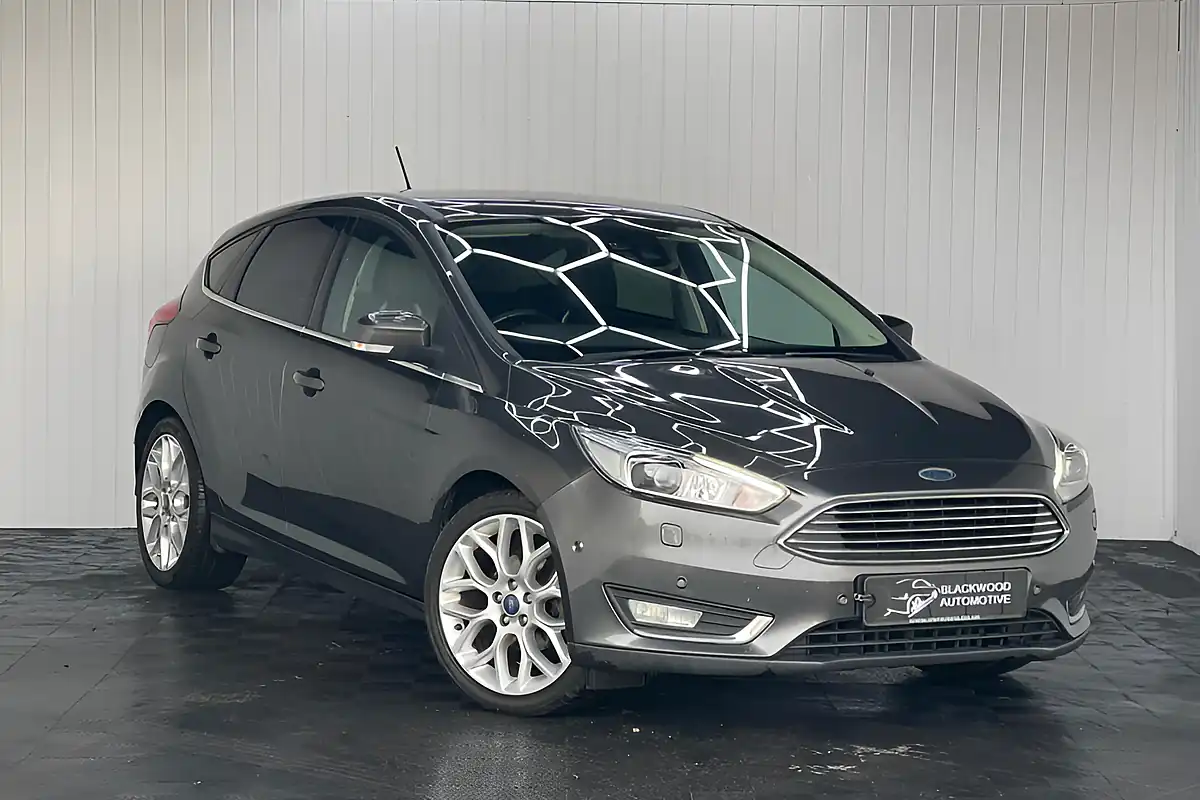 Used 2017 Ford Focus Titanium X Grey - Front View