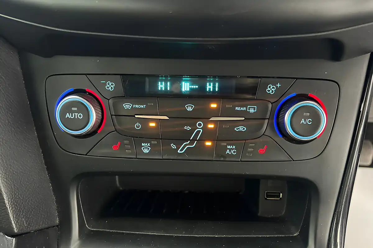 Used 2017 Ford Focus Titanium X Grey - Interior and Exterior details 18