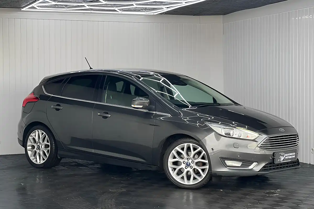 Used 2017 Ford Focus Titanium X Grey - Interior and Exterior details 2