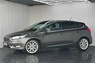 Used 2017 Ford Focus Titanium X Grey - Interior and Exterior details 6