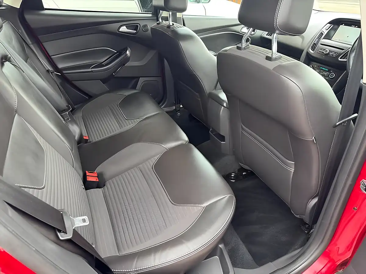 Used 2017 Ford Focus Titanium X Red - Interior and Exterior details 10