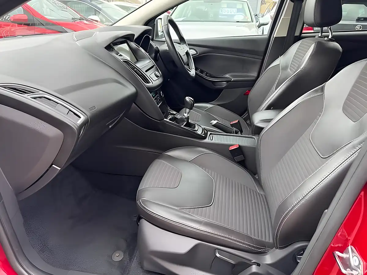 Used 2017 Ford Focus Titanium X Red - Interior and Exterior details 11