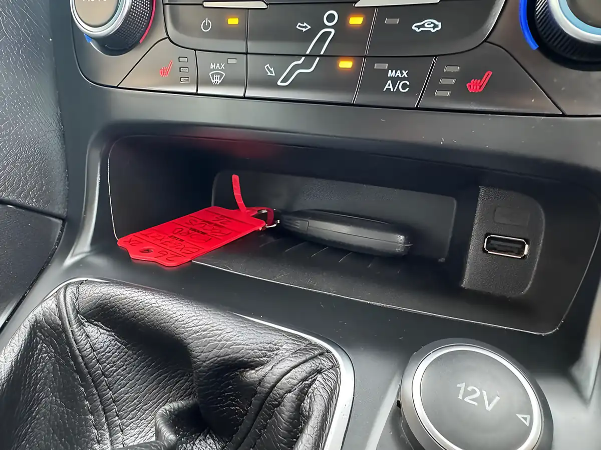 Used 2017 Ford Focus Titanium X Red - Interior and Exterior details 16