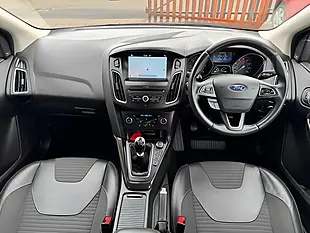 Used 2017 Ford Focus Titanium X Red - Interior and Exterior details 9